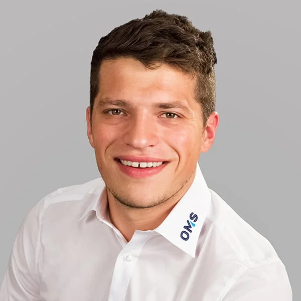 Jonathan aus Stuttgart Jonathan Baur - Sales Manager OMS Prüfservice GmbH Stuttgart, Würzburg