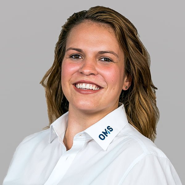 Mira aus Stuttgart Mira Schwarz - Sales Managerin OMS Prüfservice GmbH Stuttgart