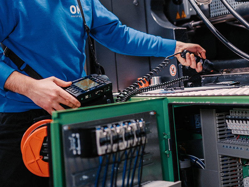 MaschinenModerne Prueftechnik